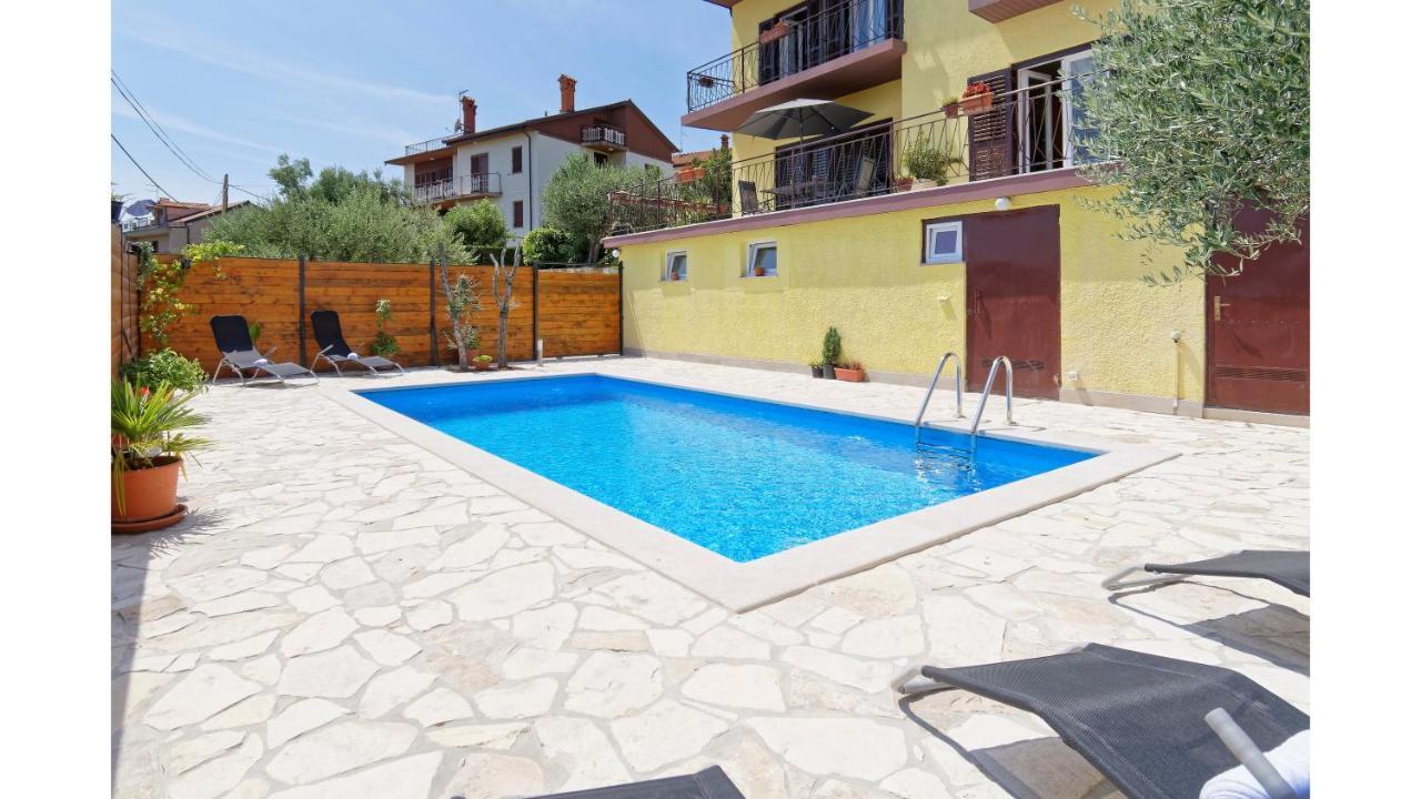 Holiday Home Vlady By Rent Istria Buje Exteriör bild