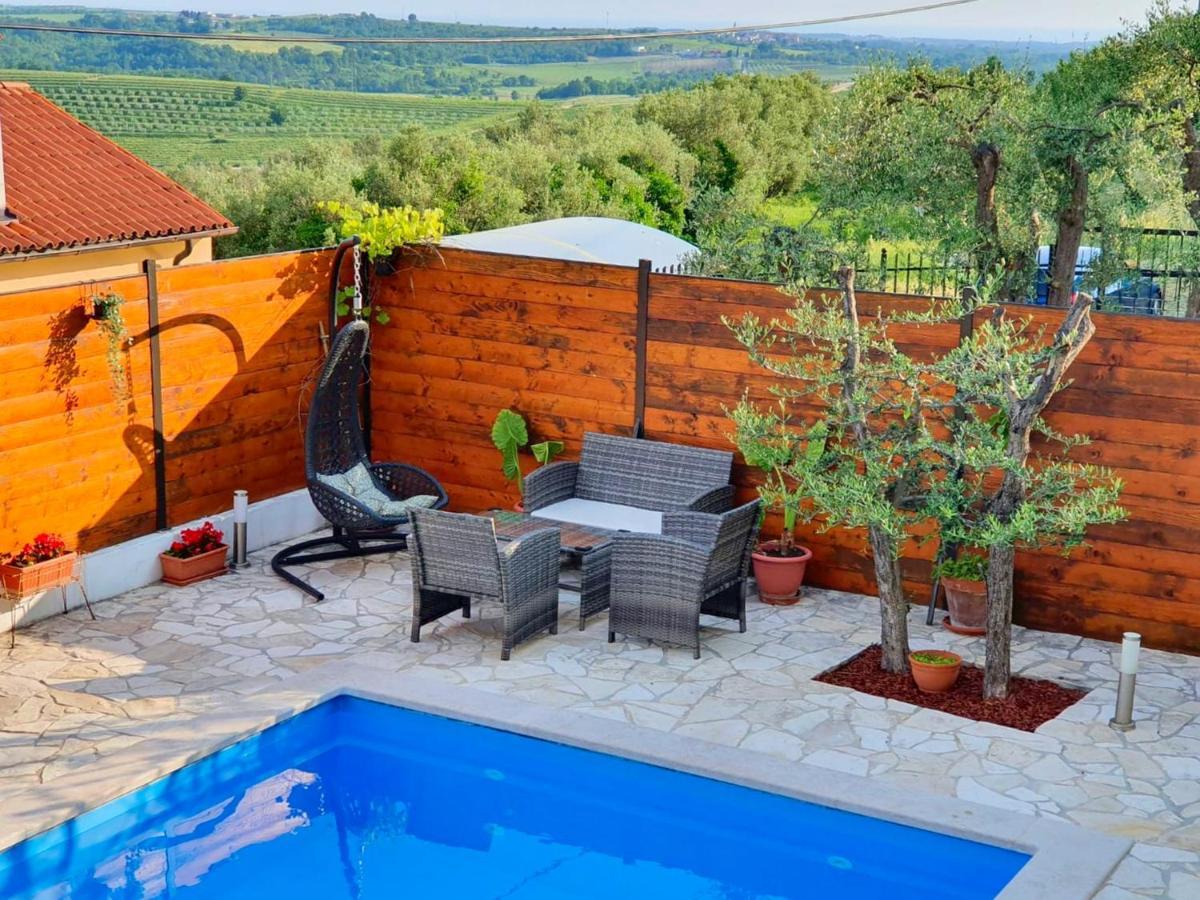 Holiday Home Vlady By Rent Istria Buje Exteriör bild